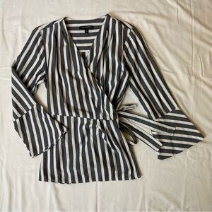Banana Republic Stripe Peplum Bell Sleeve Long Sleeve Wrap Top Womens Size Small